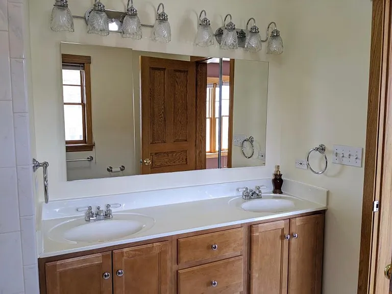804 Harvard St — Photo 12