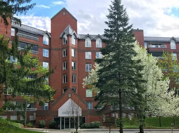 300 River Road #102, Manchester, NH 03104