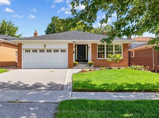 11 Doubletree Rd, Toronto, ON M2J3Z3
