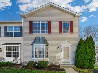 1454 Joshel Ct, Geneva, IL 60134