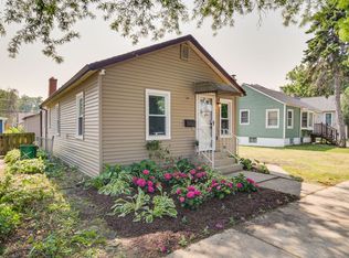 1675 S Cora St, Des Plaines, IL 60018