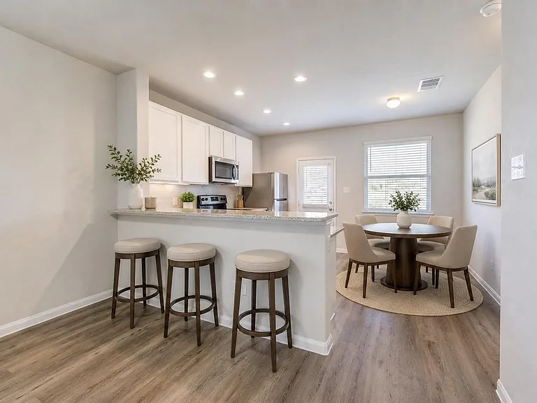 2534 Sturgeon Way — Photo 3