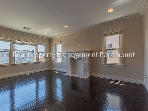 4th image of 1925 S Harcourt Ave #1/2