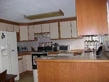 4th image of 2183 Finland Dr