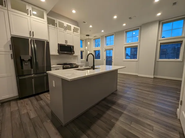 181 E Reed Ave APT 414, Alexandria, VA 22305