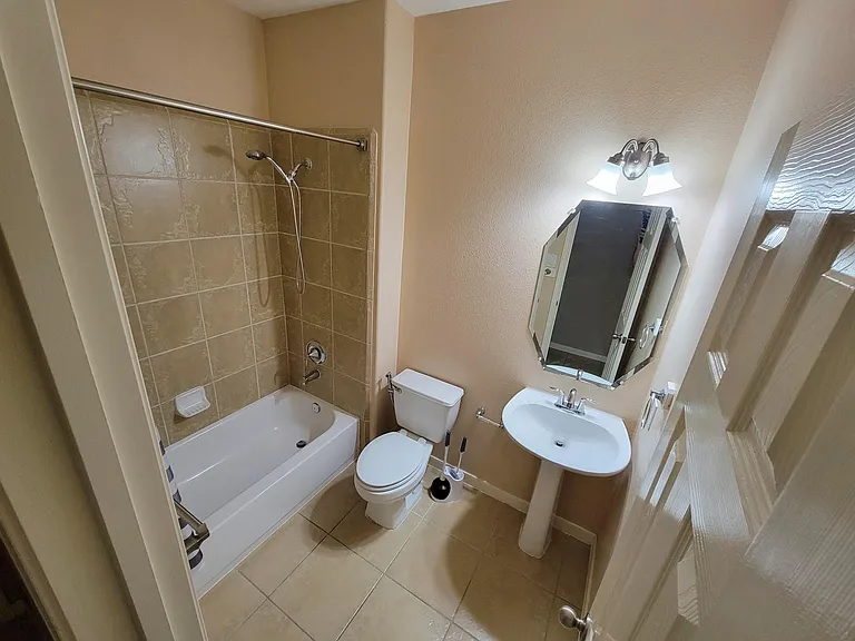 20931 Flower Croft Ct — Photo 29