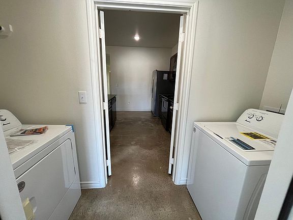 3rd image of 2320 Alterman Dr #A