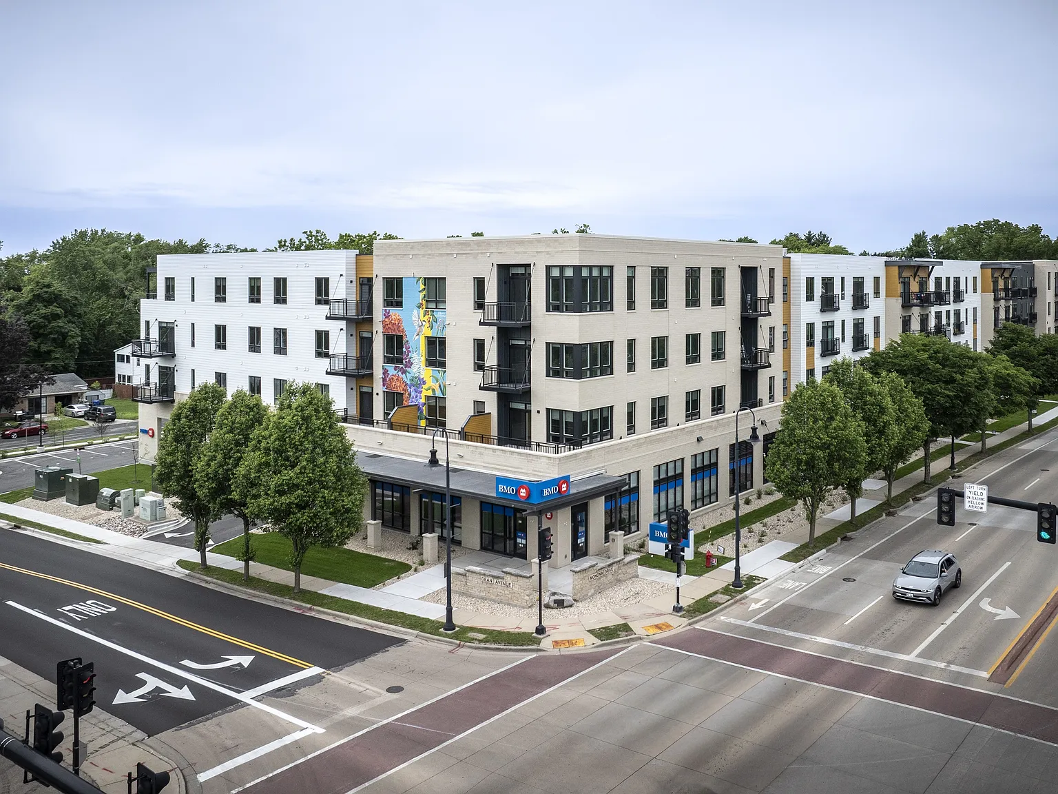 Bloom Monona Apartments — Photo 2