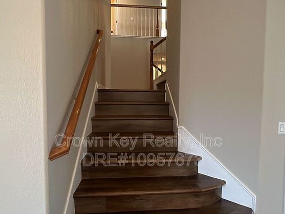 4th image of 2275 Clear Lake Ct