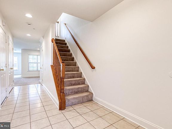2nd image of 4322 Vintage Ivy Ln