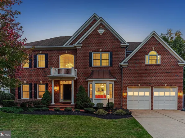 2311 Arden St, Dunn Loring, VA 22027