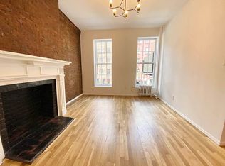 52 Greenwich Ave APT 1, New York, NY 10011