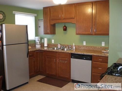 3rd image of 7028 Shaulis Dr