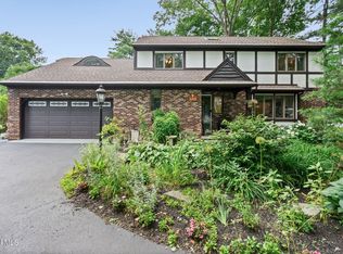 240 W Bentwood Court, Albany, NY 12203
