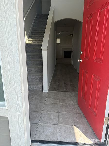 3rd image of 1124 W Aspen Road