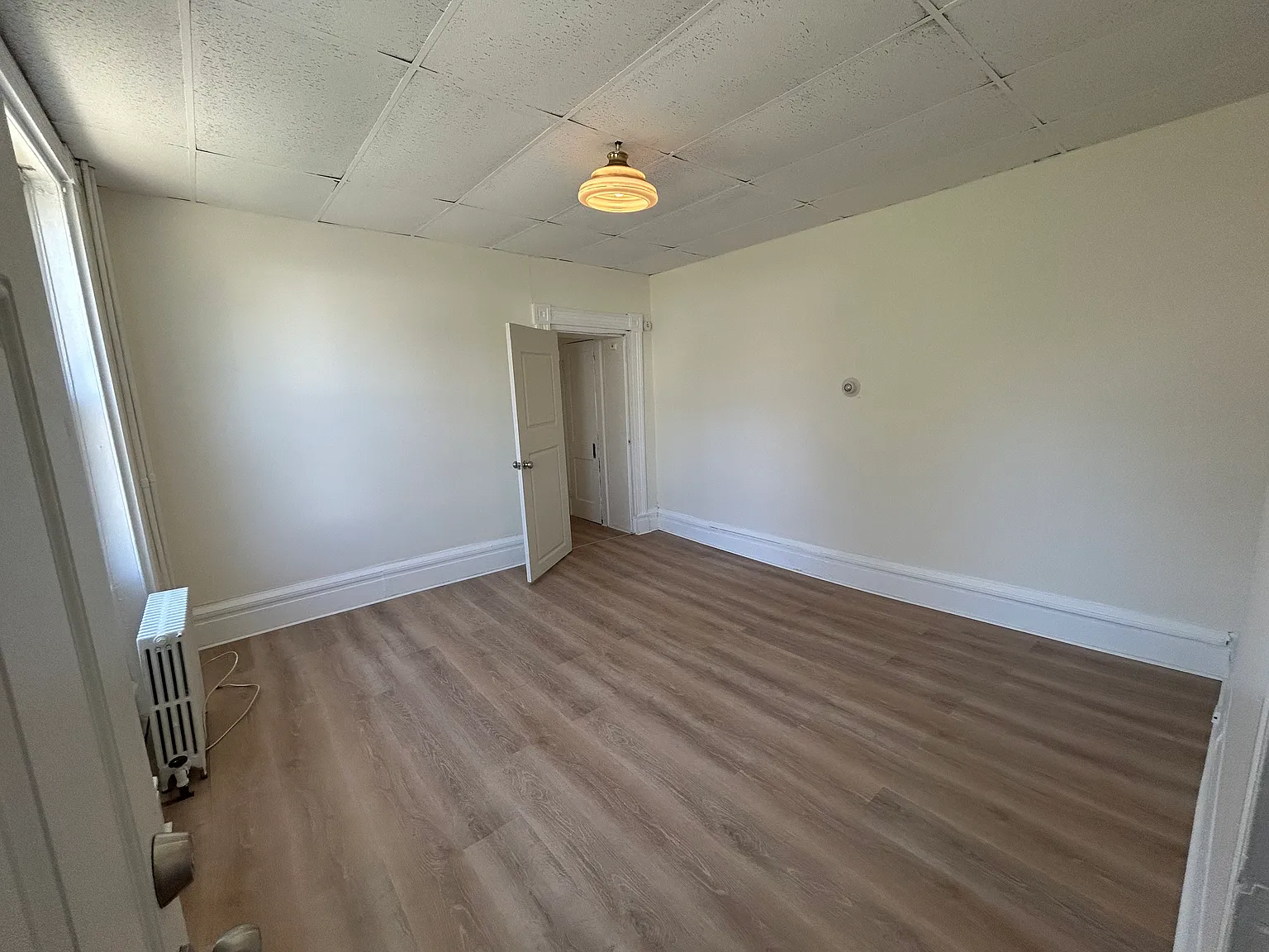 2 bed, $1,275 — Photo 2