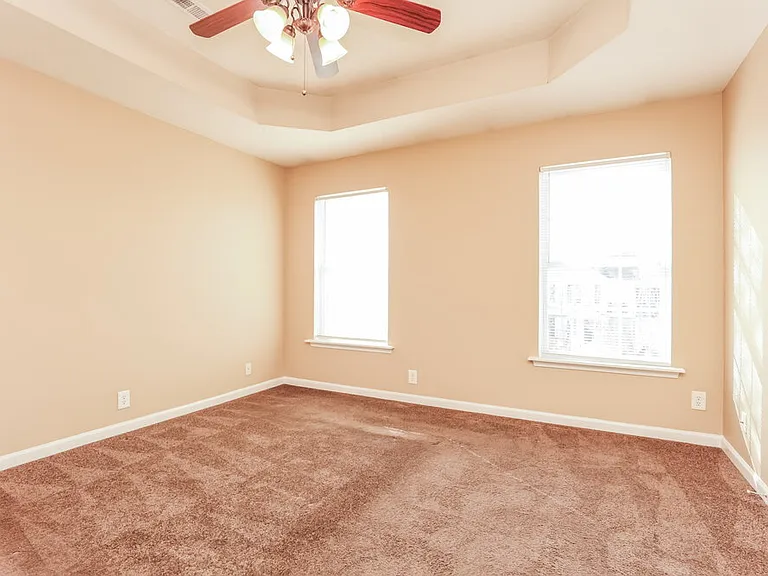 1008 Cheryl Ln — Photo 12