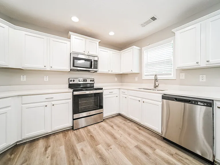 129 Makenna Dr — Photo 9