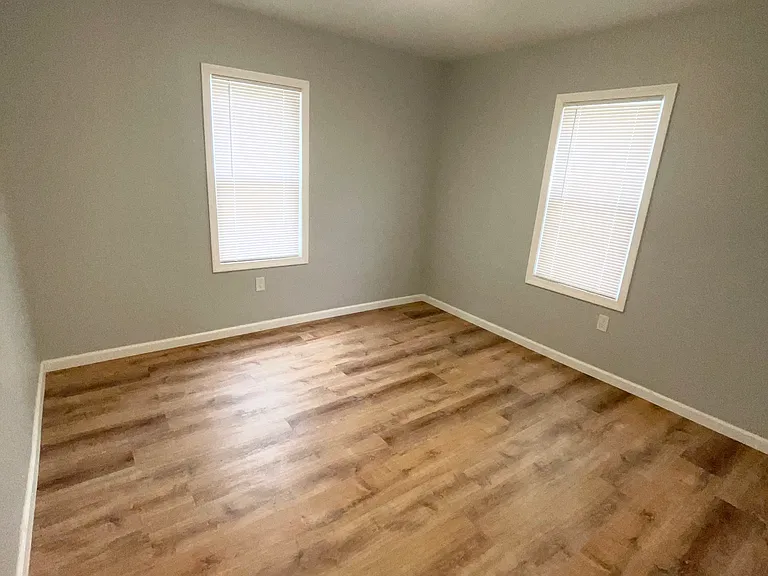 329 Burlington Ave #1 — Photo 16
