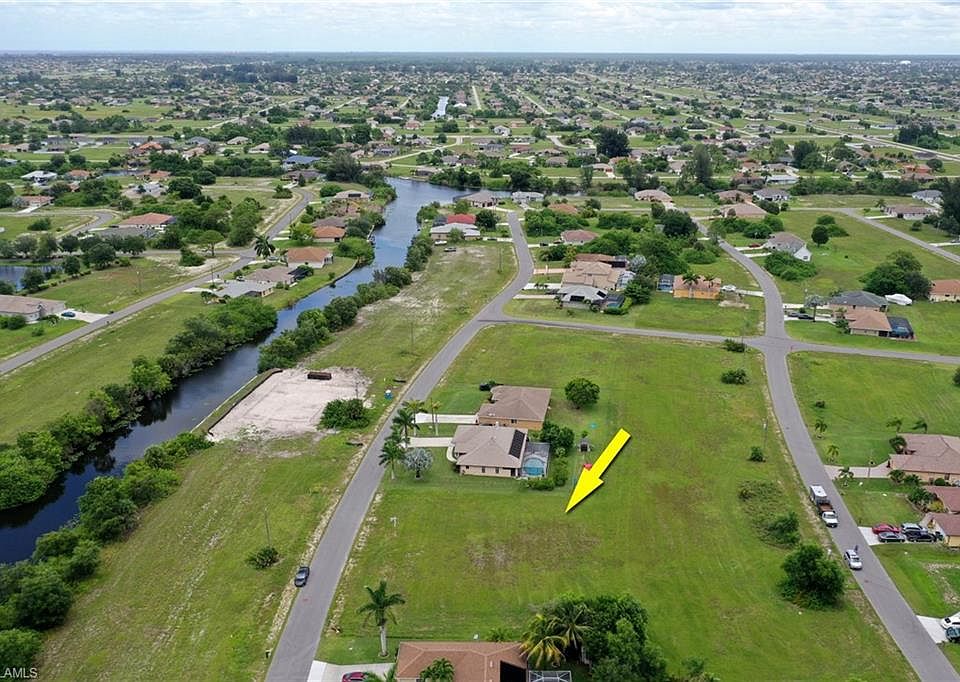 1st image of 333 SW 26th Ave