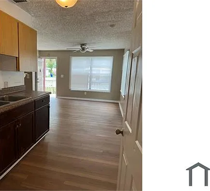 8008 N Marks St — Photo 13