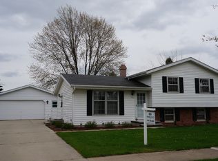 900 S Arlington St, Appleton, WI 54915