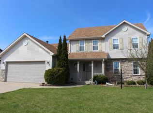 8432 Foxhaven Chase, Sturtevant, WI 53177