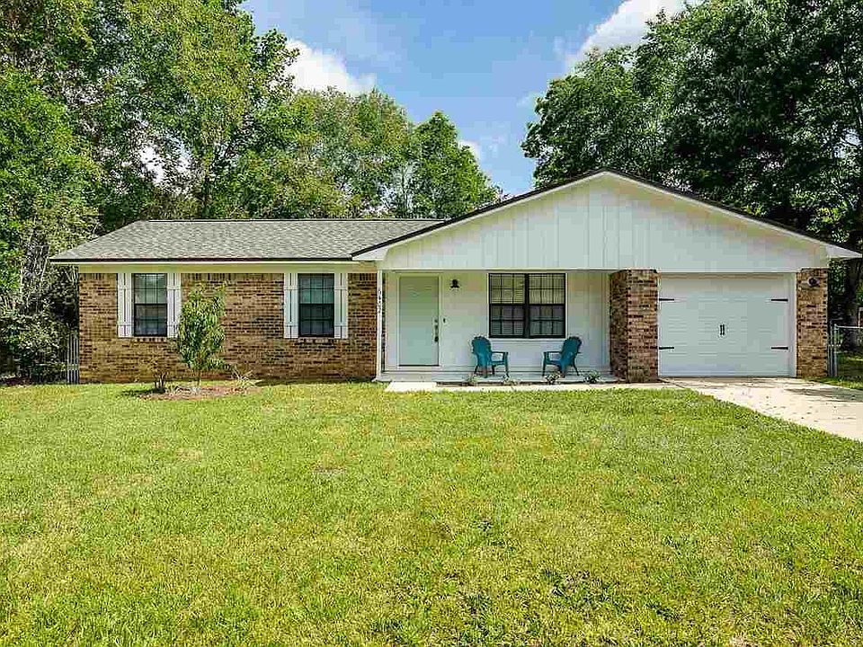 1st image of 6402 Meadow Field Cir