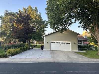 466 Country Club Dr, Stansbury Park, UT, 84074