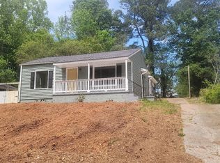 2469 Romain Way, East Pt, GA 30344