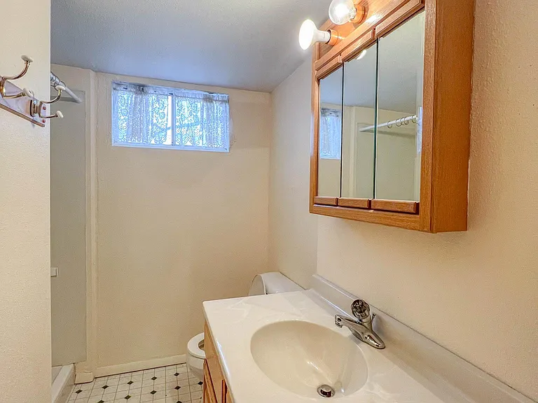2929 Ridgecrest Dr — Photo 12