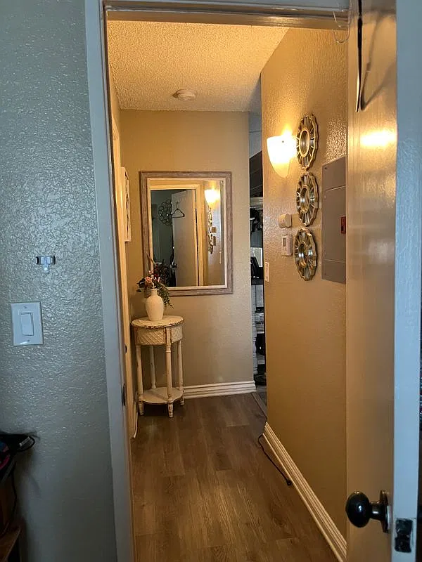 2 bed, 2.0 bath, 908 sqft, $1,850 — Photo 4
