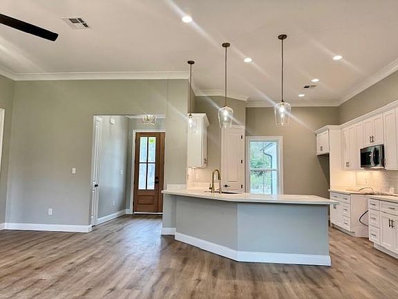 4th image of 26366 Snead Dr