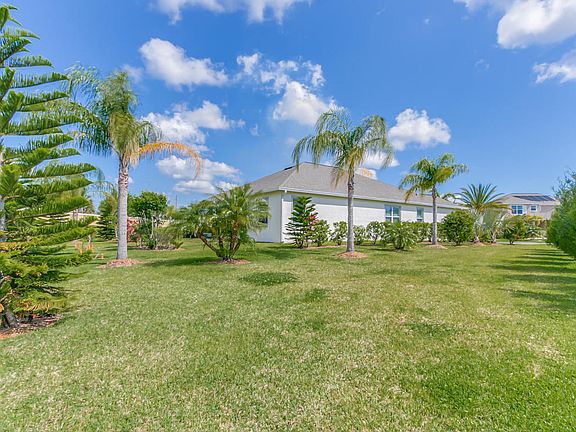 5th image of 5949 Croydon Ct
