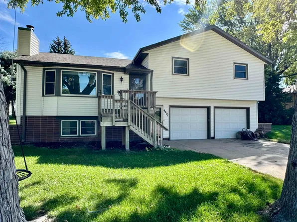 4201 11th Ave, Kearney, NE 68845