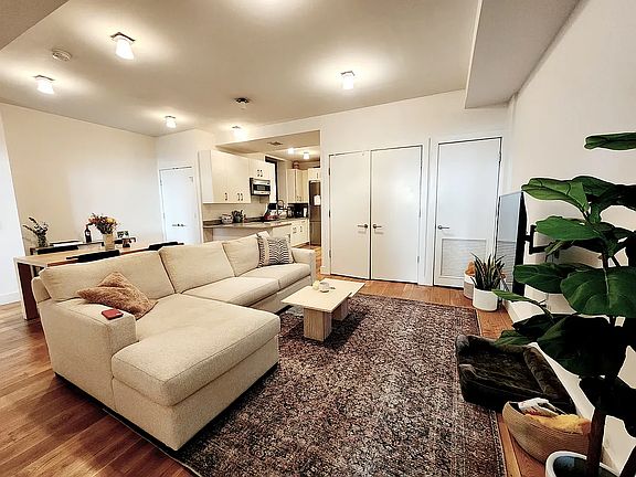 5th image of 184 Joralemon St APT 2A