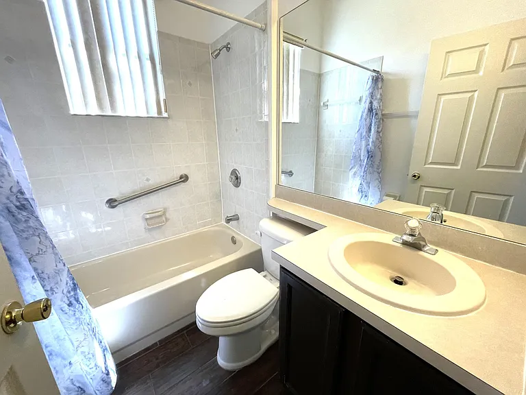 1600 Tailfeather Ct — Photo 18