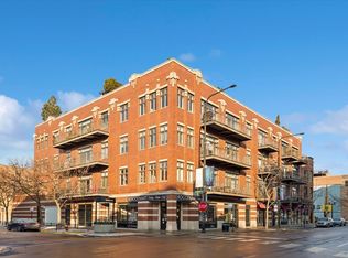 800 W Cornelia Ave APT 408, Chicago, IL 60657