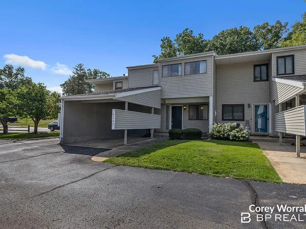 6380 Wainscot Dr SE #106, Grand Rapids, MI 49546