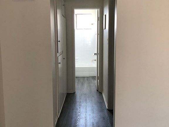 5th image of 838 S Wilton Pl APT 8