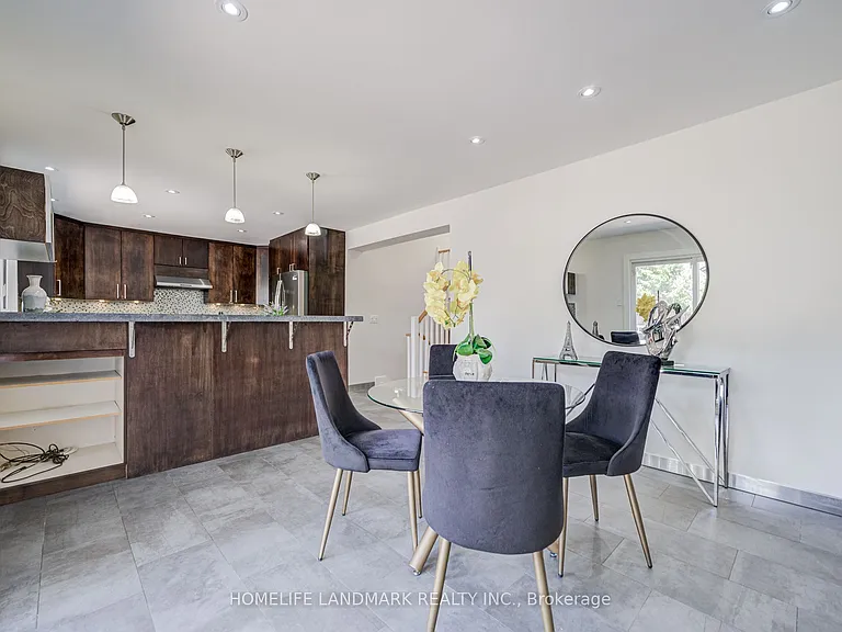 1608 Sherwood Forrest Cir — Photo 19