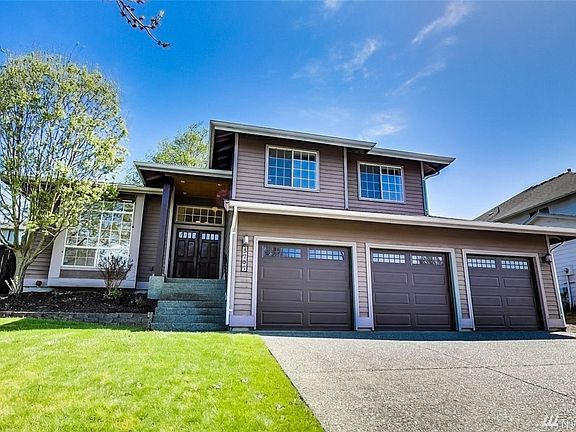 2nd image of 3707 46th Ave NE