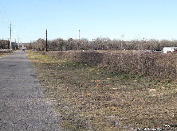 2nd image of 3582 County Road 307