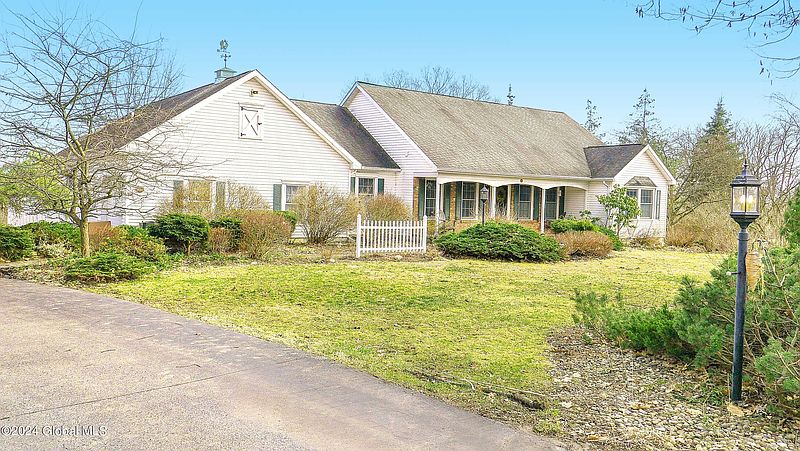 5th image of 212 Chestnut Ridge Road