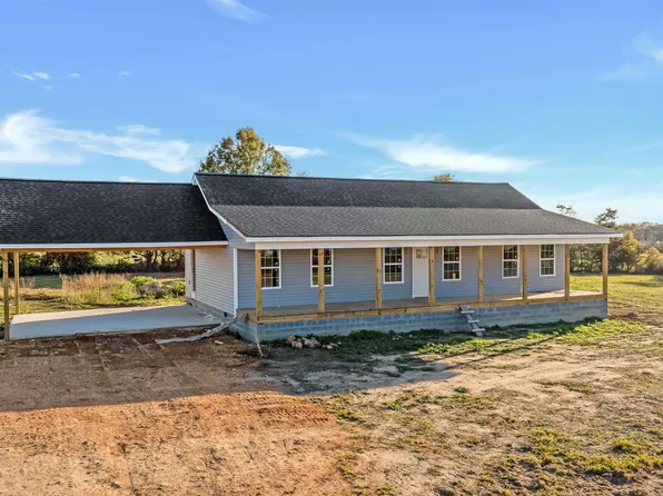 99 Kyle St, Rainsville, AL 35986