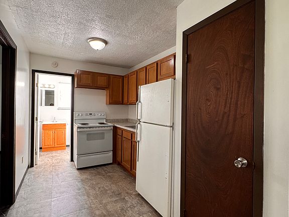 4th image of 89 Palomino Dr #4