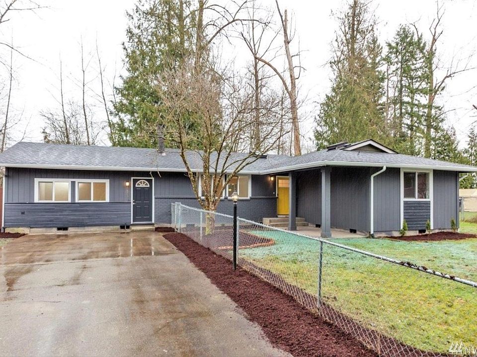 1st image of 18703 11th Avenue Ct E