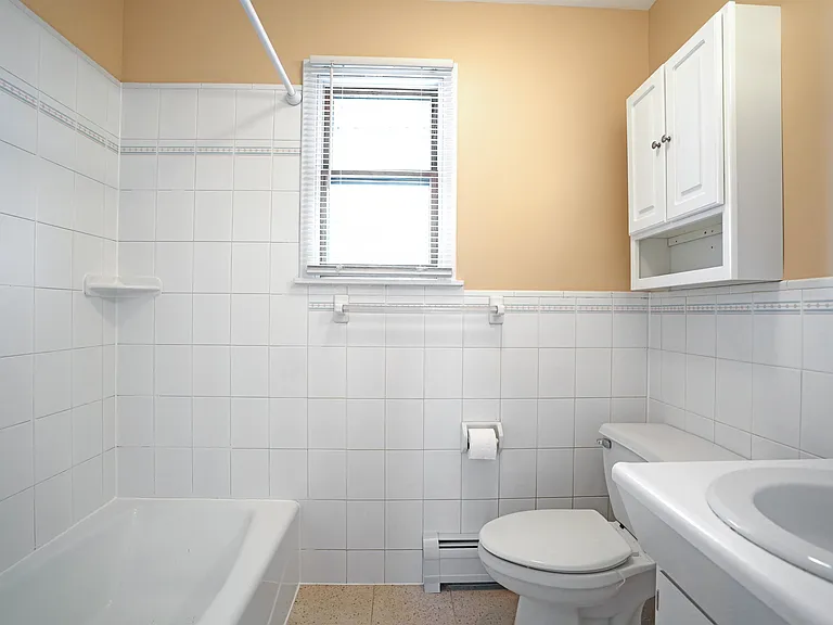 200 Culver Ave #3 — Photo 11