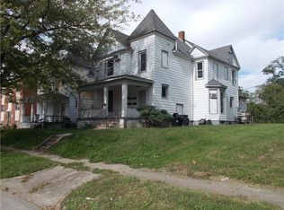 870 W Wood St, Decatur, IL 62522