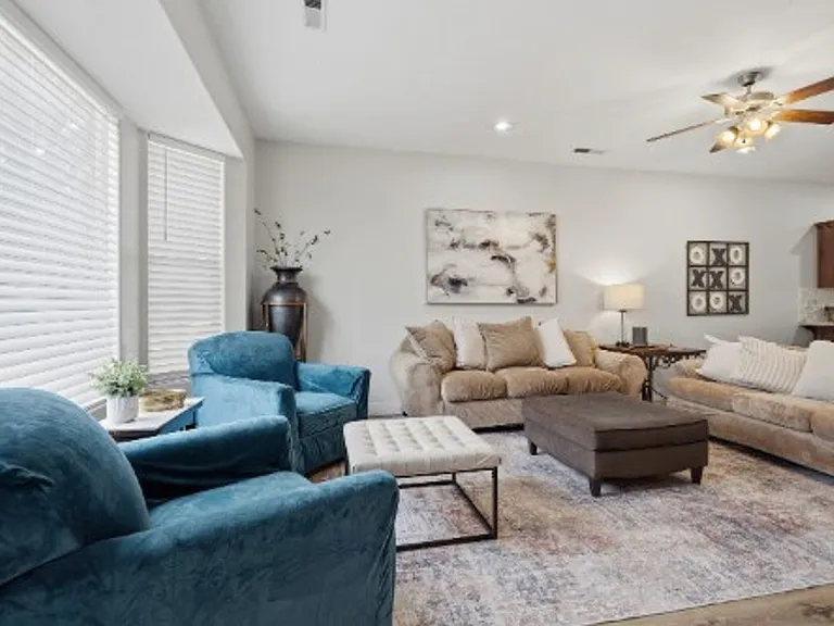 1590 S West Canyon Dr — Photo 2